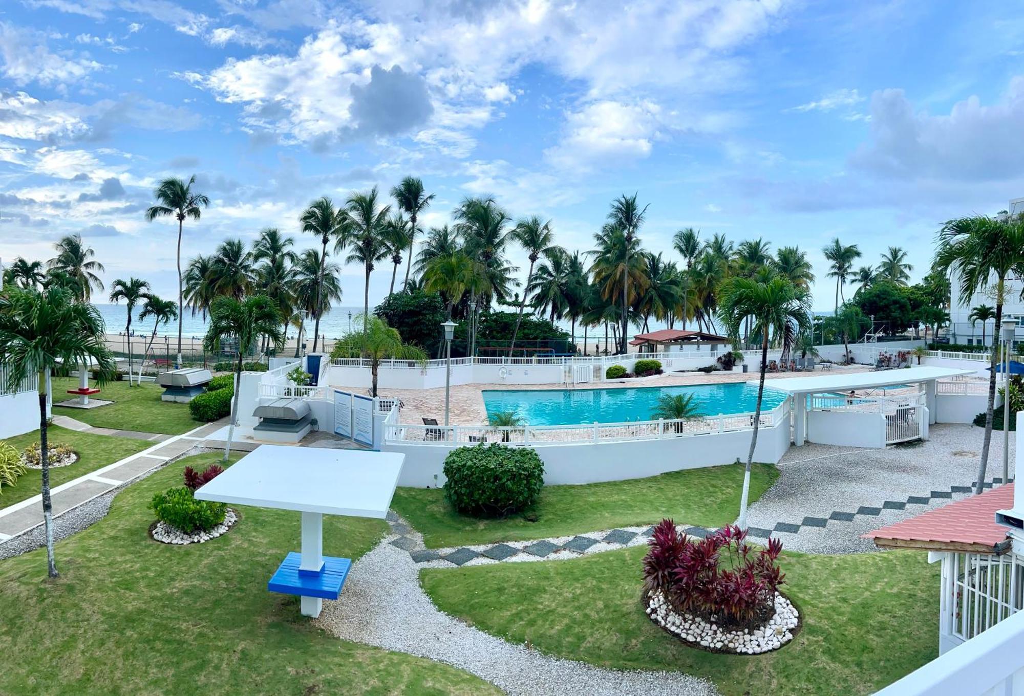 Beachfront Tropical Tantra Apartment San Juan Exterior photo