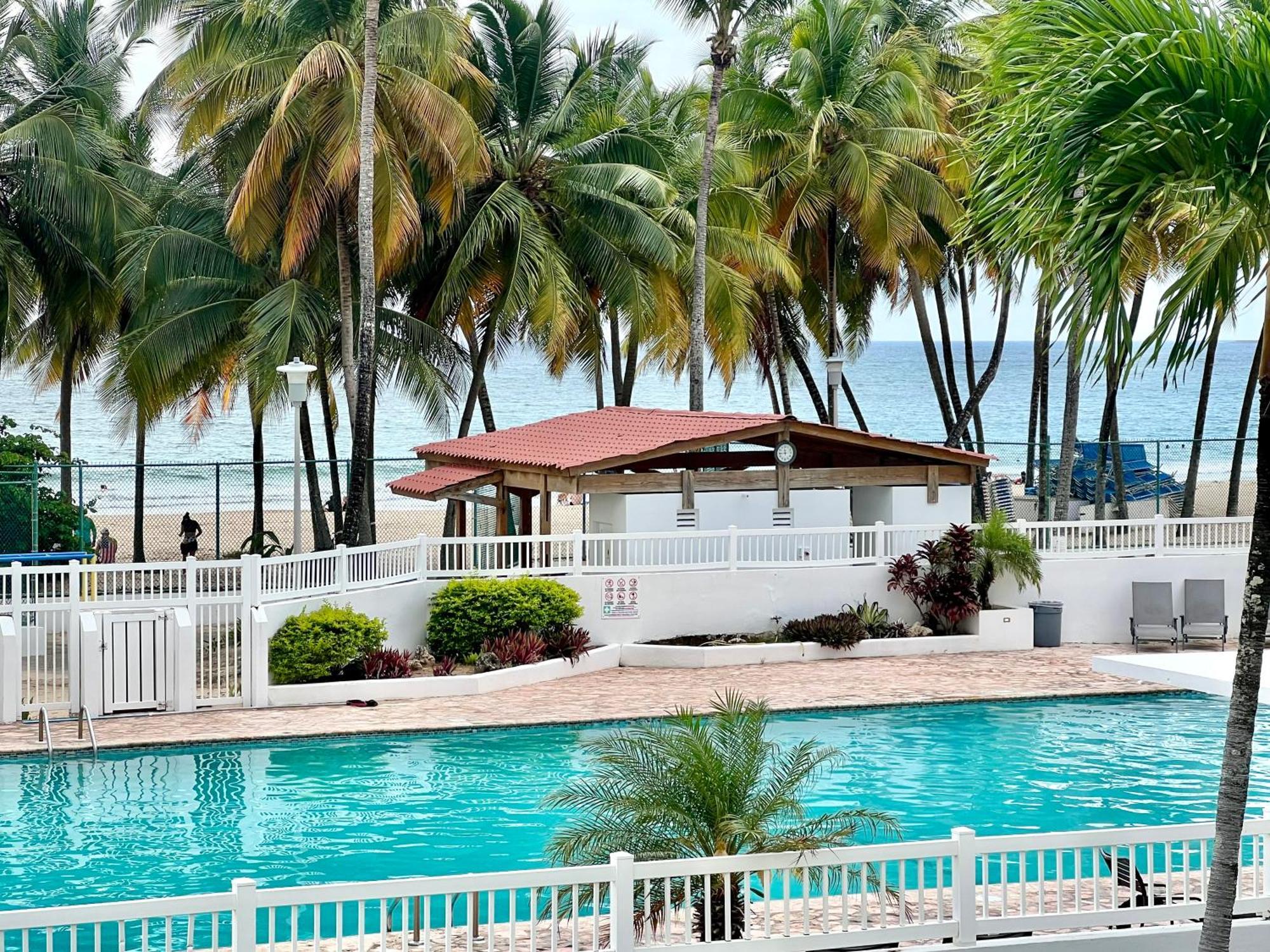 Beachfront Tropical Tantra Apartment San Juan Exterior photo