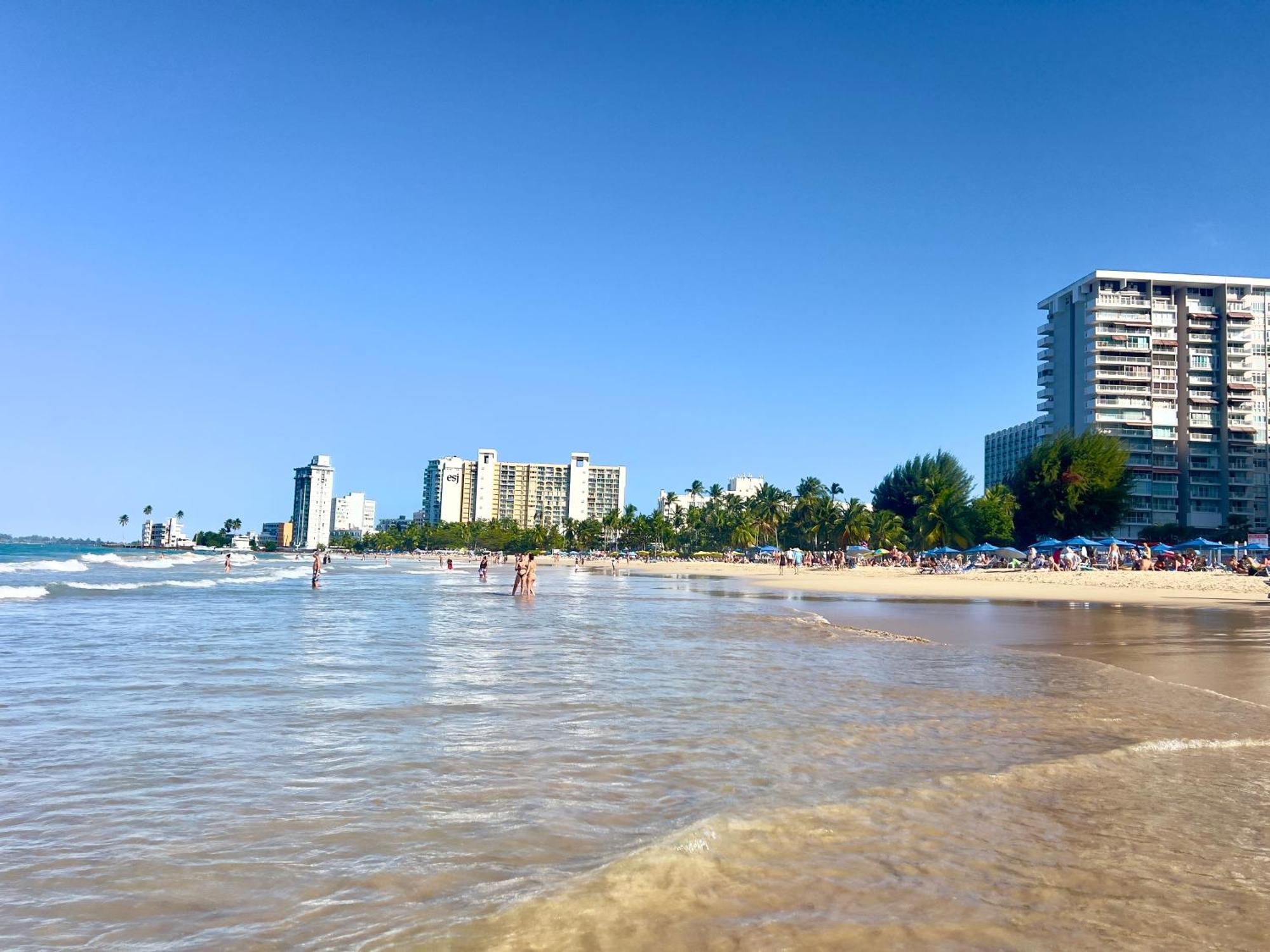 Beachfront Tropical Tantra Apartment San Juan Exterior photo